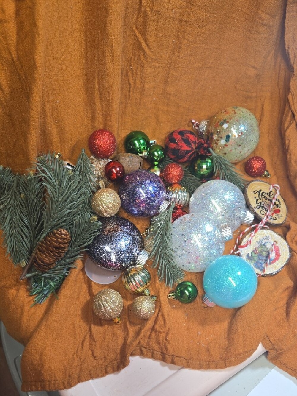 Holiday Ornament Assortment - Mixed Green, Red, Purple, Gold, Silver, Blue - Picture 3 of 3